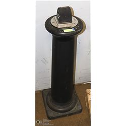 CIGARETTE DISPOSALE CANISTER