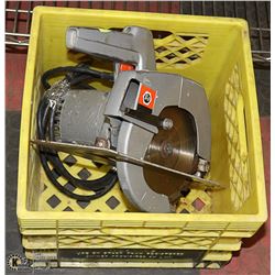 BLACK & DECKER 7 1/4" CIRCULAR SAW