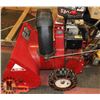 Image 2 : TORO SNOW BLOWER 24", MANUAL & ELECTRIC START