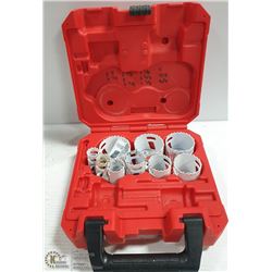 MILWAUKEE HOLE SAW BIT SET