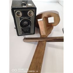 VINTAGE BROWNIE TARGET SIX-16 CANADIAN MADE