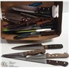 Image 2 : BOX WITH LOTS OF KNIVES INCLUDING SET OF