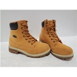 PAIR OF LUGZ HIKERS SIZE LAFIES 7