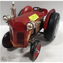 OLD FASHIONED ANTIQUE RED BATTERY OPERATED CLOCK