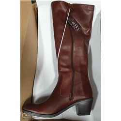 NEW GENUINE 1976 GENUNIE LEATHER LDS BOOTS SZ 7.5