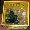 Image 1 : CRATE OF VINTAGE INSULATORS