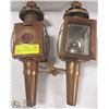 Image 1 : PAIR OF VINTAGE BRASS OIL WALL LAMPS