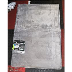 PARAMOUNT MEMORY FOAM BATH RUG