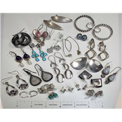 Earrings, Include Silver, Onyx, Pearl, Agate… 22 Pairs  (124848)