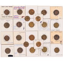 Male Seated Whist tokens  (122117)