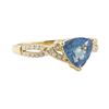 Image 1 : 1.23 ctw Aquamarine and Diamond Ring - 14KT Yellow Gold