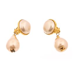 Chanel Vintage Gold Faux Pearl Tear Drop Clip On Earrings