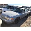 Image 1 : 2002 Ford Crown Victoria