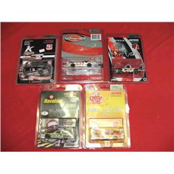 (5) Action 1/64 Die Cast - Kerry  Earnh