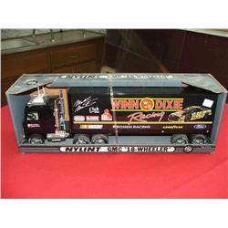 Nylint GMC 18 Wheeler, Mark  Martin #60