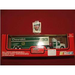 Harry Gant #33 1/87 Race Team  Transpor