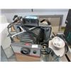 Image 1 : Vintage Polaroid Automatic 104 Land Camera