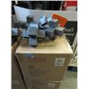 Image 1 : Case of 8 New Metal 6" x 6" Home Decor