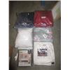 Image 1 : 6 Assorted Linens & Slip Covers