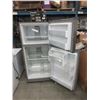 Image 2 : Whirlpool Stainless Steel Refrigerator - 30" Wide