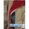 Image 1 : 8 x 10 Foot Red Shag Area Carpet
