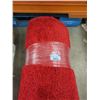 Image 1 : 4 x 6 Foot Red Shag Area Carpet - Store Return