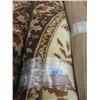 Image 1 : 8 x 10 Oval Area Carpet