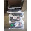 Image 1 : 5 Pairs of Winter Gloves