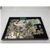 Image 1 : Tray of Assorted Foreign Coins and Bank Notes