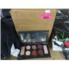 Image 1 : Case of 28 New Suva Protégé Eye Shadow Palettes