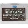 Image 1 : Cast Metal Southern Railway Sign - 6" x 10.5"