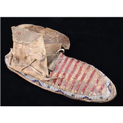 Sioux Quilled & Beaded Moccasin c. 1870's
