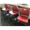 Image 1 : 3 STACKS OF RED STACKING STUDENT CHAIRS