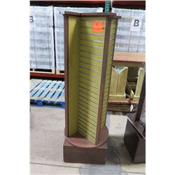 Swiveling Vertical Slatboard Display Column