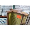 Image 2 : Swiveling Vertical Slatboard Display Column