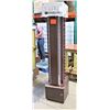 Image 1 : Swiveling Vertical Retail Display Column