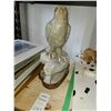 Image 4 : Eagle on Stand Cat A