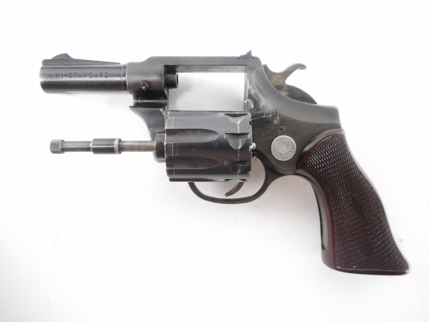 High Standard R100 HIGH STANDARD , MODEL: SENTINEL R100 , CALIBER: 22 LR