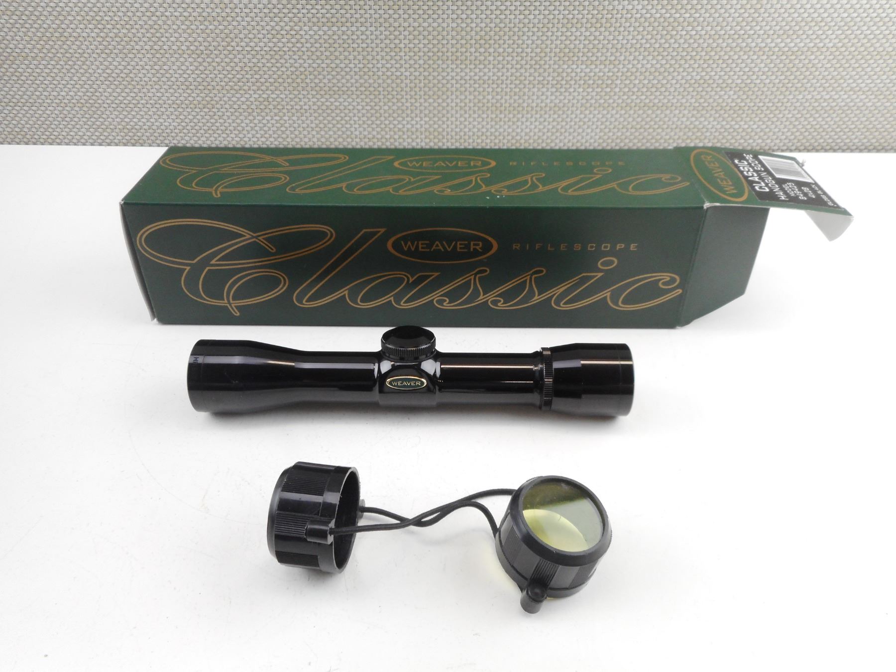 WEAVER 4X28 PISTOL/LONG EYE RELIEF SCOPE