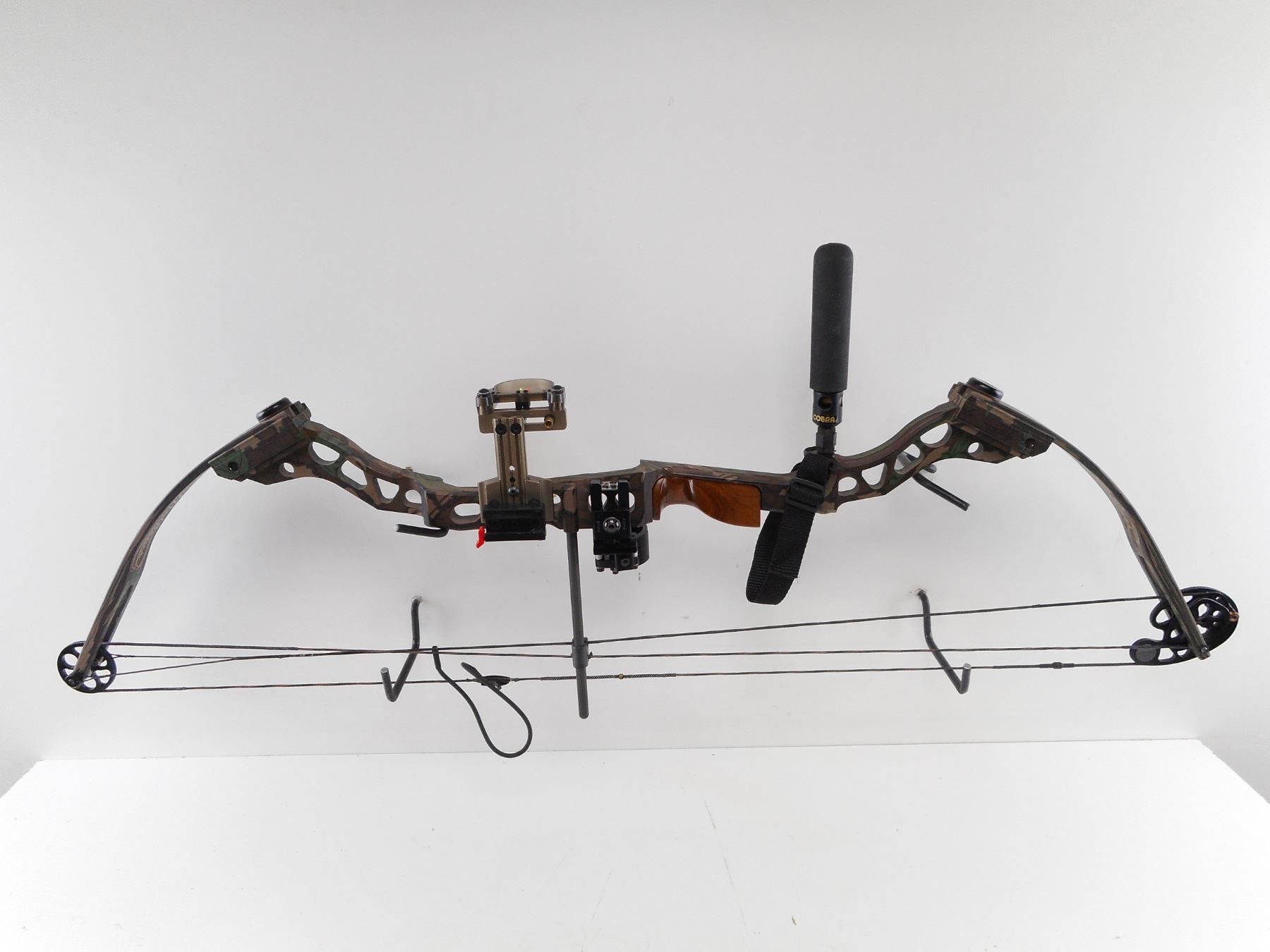 MATHEWS SOLOCAM MACHINED RISER BOW WITH CASE