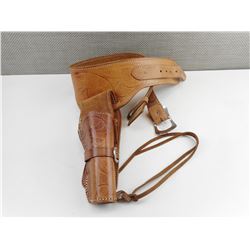 BULLET LOOP BELT WITH HOLSTER