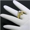 Image 8 : 18kt Yellow and White Gold 0.90 ctw Round and Baguette Diamond Ring