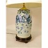 Image 2 : A CHINESE BLUE AND WHITE VASE