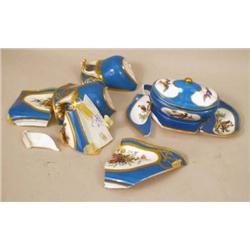 A SEVRES COVERED DISH WITH ATTACHED UND