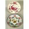 Image 1 : A HAND PAINTED PARCEL GILT DINNER PLATE