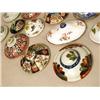 Image 2 : A LARGE ASSORTMENT OF POLYCHROME DECORA