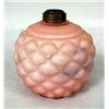 Image 2 : A PINK SATIN GLASS OIL LAMP