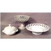Image 3 : A LARGE GROUP OF MILK GLASS TABLE ARTIC
