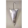 Image 2 : FOUR STAINLESS STEEL UMBRELLA FORM WALL