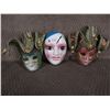 Image 1 : 3 - Painted Face Masks, 1 Ceramic, 2 Plastic - Wall Décor